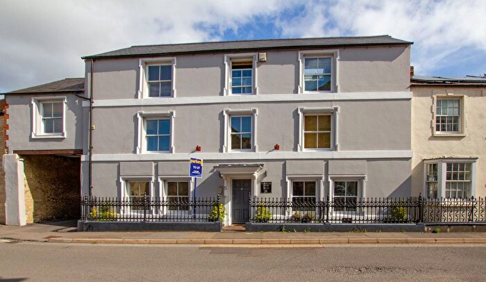 2 Bedroom Flat To Rent In Thames Street, Windrush Court, Eynsham, Oxfordshire, OX29