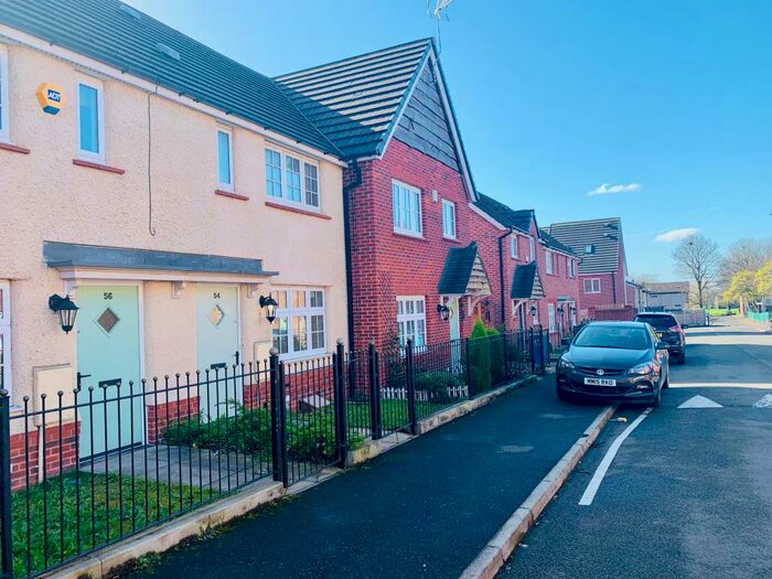 2 Bedroom House To Rent In Langworthy Road, Moston, M40