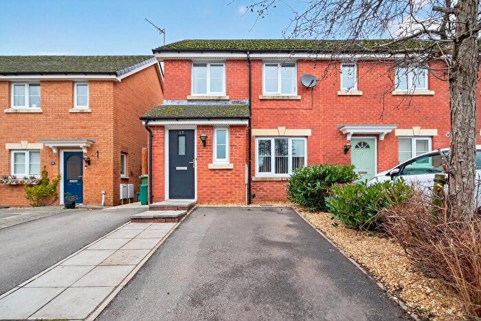 3 Bedroom End Of Terrace House To Rent In Maes Ifor, Taffs Well, CF15