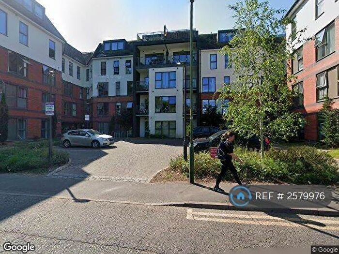 1 Bedroom Flat To Rent In Green Side Views, Mitcham, CR4