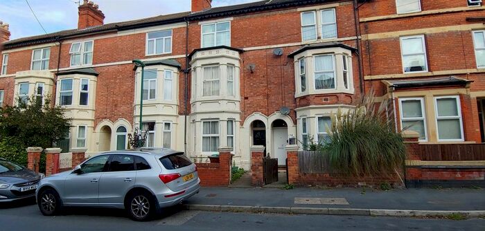 1 Bedroom Flat To Rent In Waldeck Road, Carrington, Nottingham, NG5