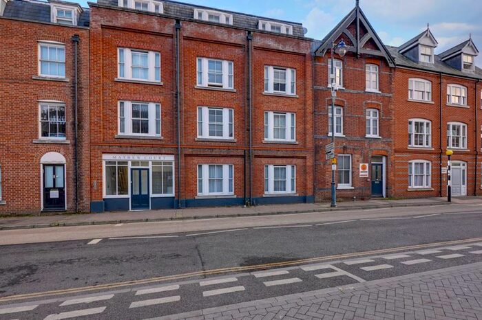 2 Bedroom Flat To Rent In Station Road West, Canterbury, CT2