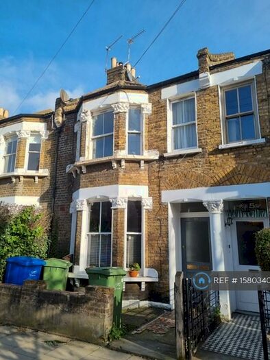 2 Bedroom Flat To Rent In Coleman Road, London, SE5