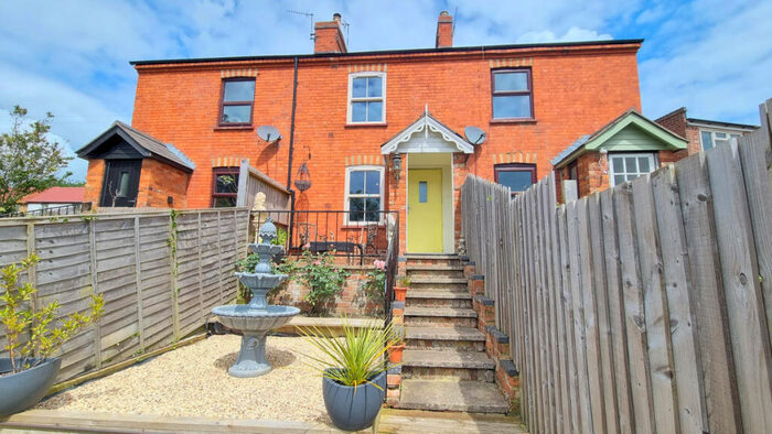 2 Bedroom Cottage For Sale In Old School Cottages, Napton, CV47