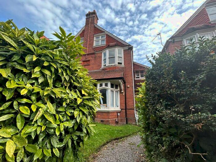 1 Bedroom Flat To Rent In Pennsylvania Road, Exeter, EX4