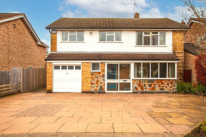 4 Bedroom Detached House For Sale In Clovelly Road, Glenfield, LE3