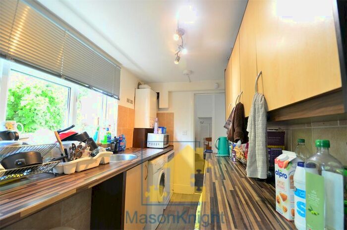 4 Bedroom Terraced House To Rent In Pershore Avenue, B29