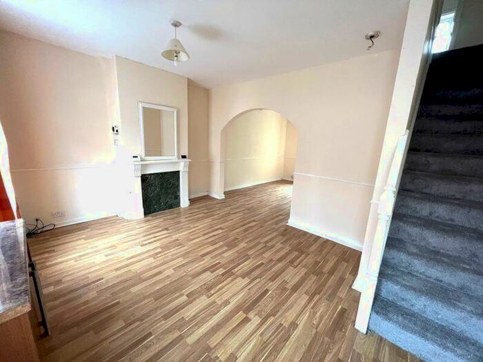 3 Bedroom Terraced House To Rent In Station Road, Manchester, M30