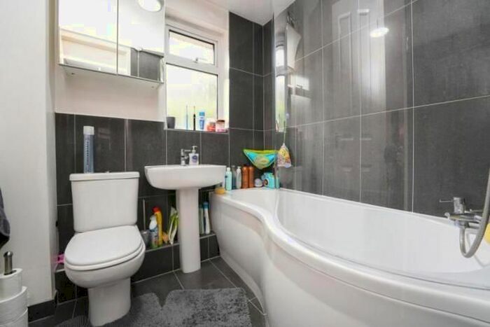 2 Bedroom End Of Terrace House To Rent In Castle Dore, Freshbrook, Swindon, SN5