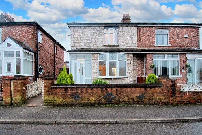 3 Bedroom Semi-Detached House To Rent In Brookside View, Haydock, WA11