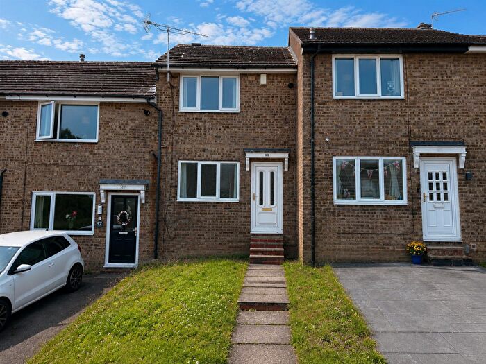 2 Bedroom Terraced House For Sale In Kinder Avenue, Cowlersley, Huddersfield, HD4