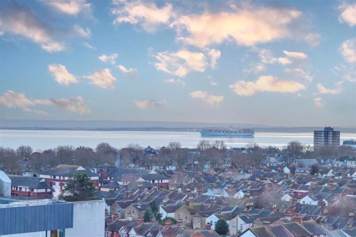 1 Bedroom Flat For Sale In Southchurch Road, Southend-On-Sea, SS1