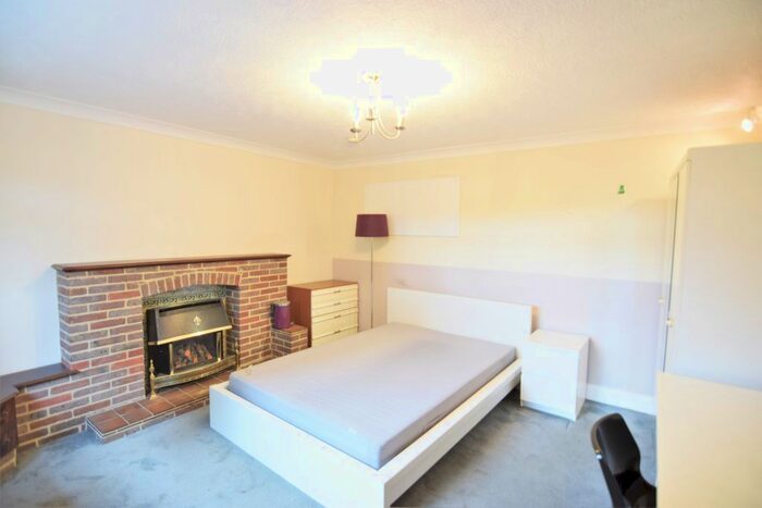 5 Bedroom Property To Rent In Auckland Drive, Brighton, BN2