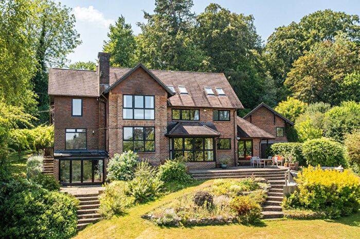 5 Bedroom Detached House For Sale In Kerrfield, Winchester, Hampshire, SO22