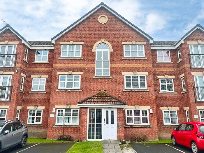2 Bedroom Flat To Rent In Meadowfields, Hindley Green, Wigan, WN2
