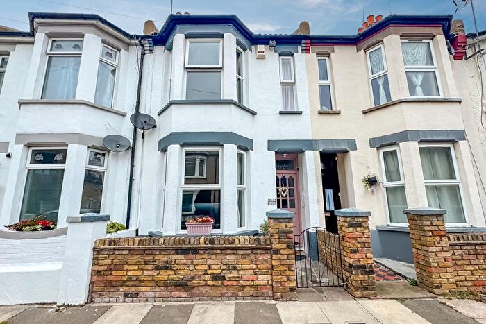 2 Bedroom Terraced House For Sale In Burnaby Road, Southend-on-Sea, SS1