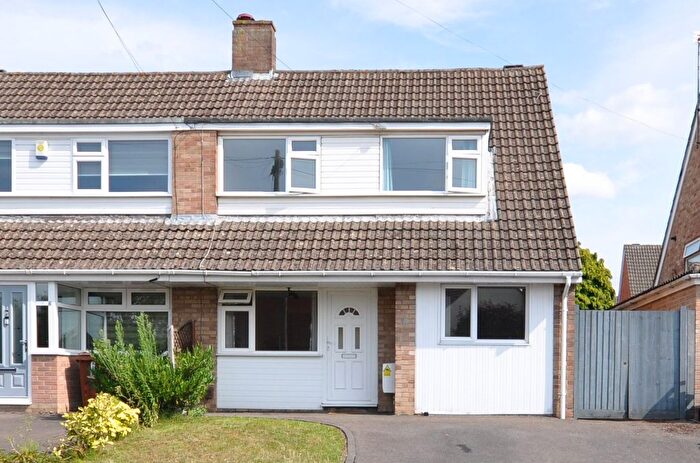 3 Bedroom Semi-Detached House To Rent In Alma Road, Cheltenham, GL51