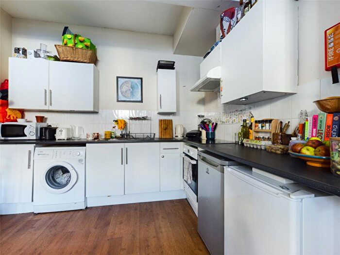 5 Bedroom Terraced House To Rent In Gladstone Place, Brighton, Upper Maisonette, BN2