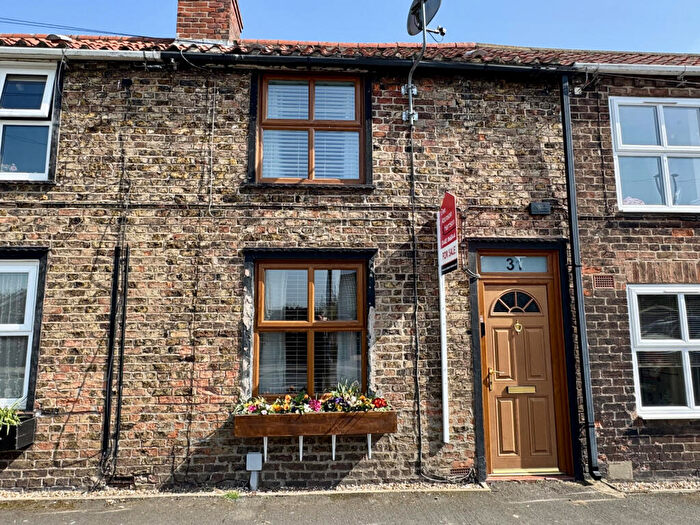 2 Bedroom Terraced House For Sale In South Street, Leven, HU17