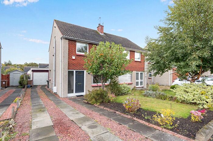3 Bedroom Semi-Detached House For Sale In Weavers Knowe Crescent, Currie, Edinburgh, EH14