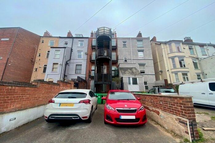 2 Bedroom Flat To Rent In Elm Avenue, Nottingham, NG3