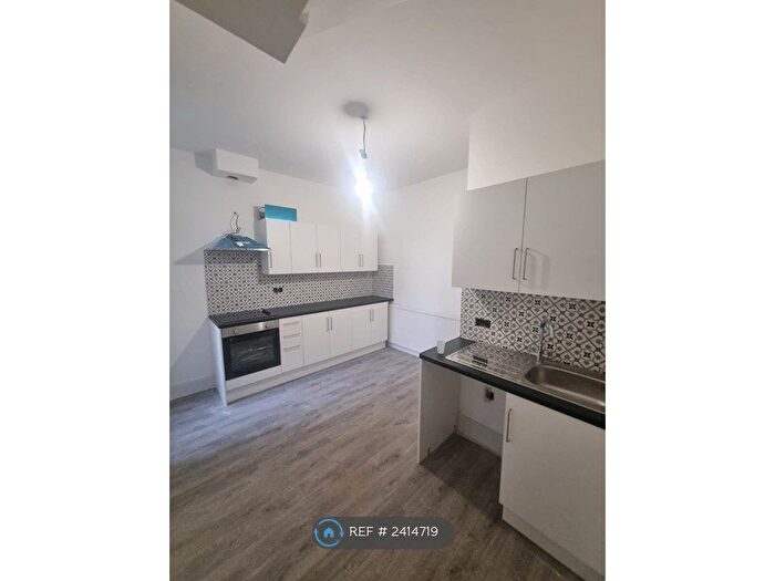 1 Bedroom Flat To Rent In Queens Road, London, E17