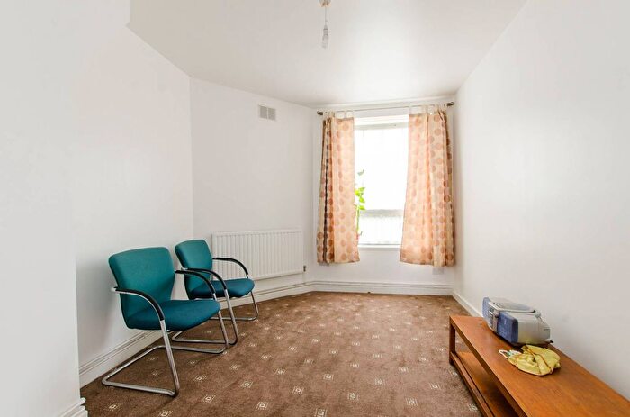 1 Bedroom Flat To Rent In Spelman Street, Brick Lane, London, E1