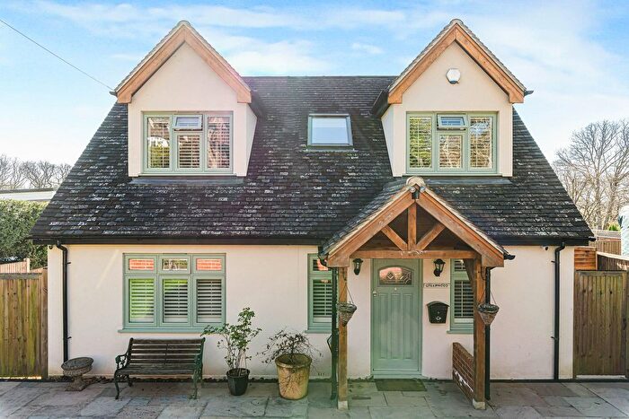 4 Bedroom Detached House For Sale In Leafy Grove, Keston, BR2