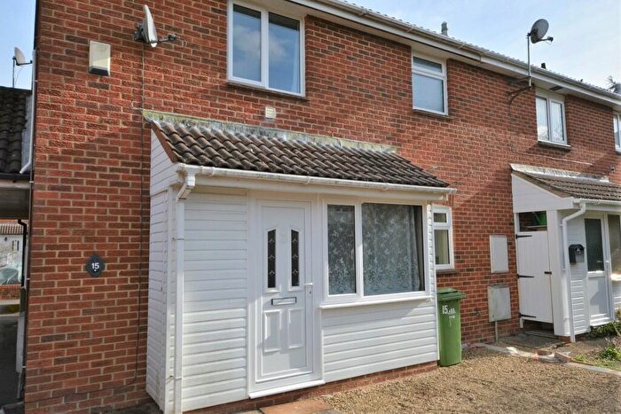 1 Bedroom End Of Terrace House To Rent In Trowbridge - Buckleaze Close, BA14