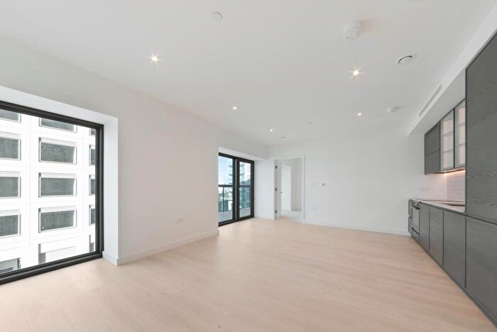 1 Bedroom Apartment To Rent In Abram Building, Riverscape, London, E16