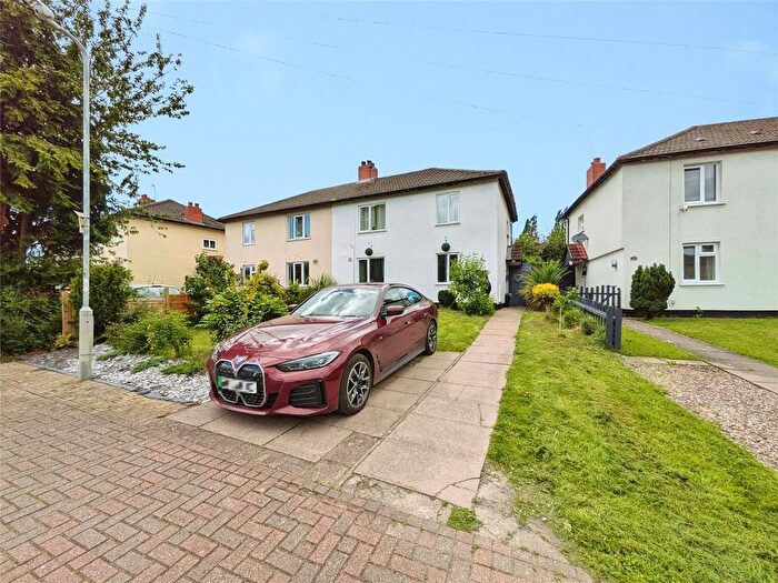 3 Bedroom Semi-Detached House For Sale In Moorland Avenue, Wolverhampton, West Midlands, WV10