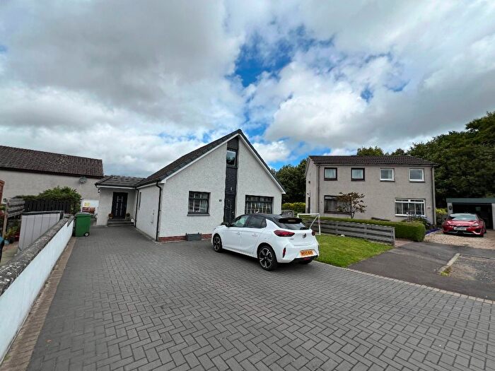 3 Bedroom Detached House To Rent In Warren Place, Birkhill, Dundee, DD2