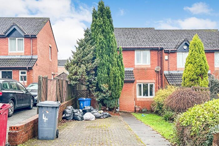 3 Bedroom Semi Detached House For Sale In Kempton Rise, Blackburn, Lancashire, BB1