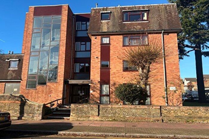 1 Bedroom Property To Rent In Crescent Road, Beckenham, BR3