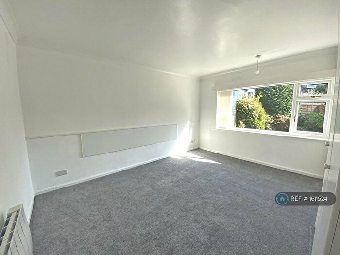 2 Bedroom Flat To Rent In Cleasby Court, Menston, Ilkley, LS29