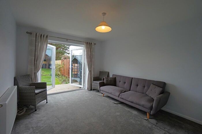 2 Bedroom Semi-Detached Bungalow For Sale In Greenhill Gardens, Minster, CT12