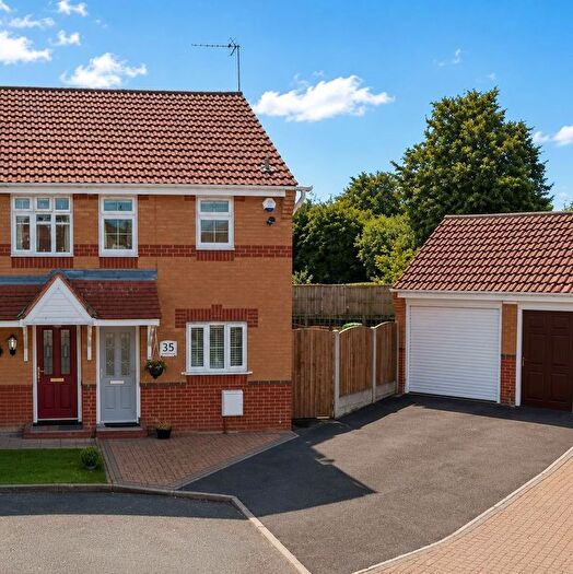 2 Bedroom Semi-detached House For Sale In Linnet Close, Newton-Le-Willows, WA12