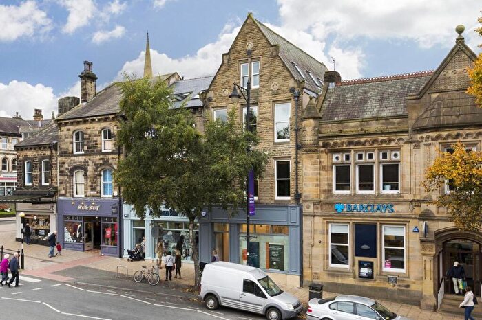 1 Bedroom Flat To Rent In Brook Street, Ilkley, West Yorkshire, Uk, LS29