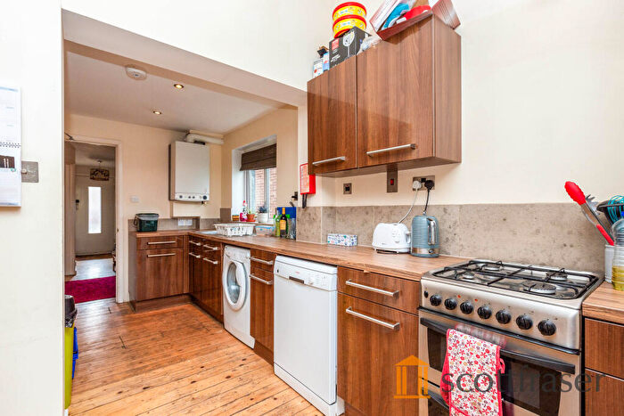 4 Bedroom Semi-Detached House To Rent In St. Leonards Road, Headington, OX3