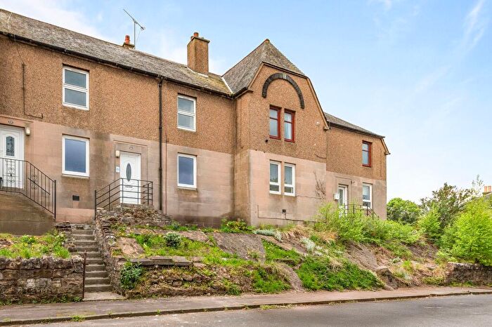 3 Bedroom Flat For Sale In Stewart Avenue, Bo'ness, EH51