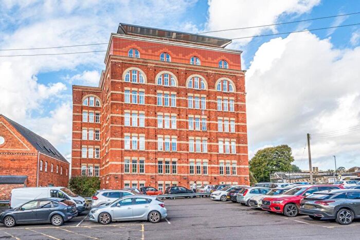 2 Bedroom Apartment For Sale In Hill Paul, Cheapside, Stroud, GL5