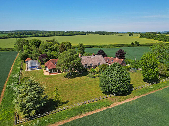 6 Bedroom Detached House For Sale In Middle Wyke, Nr Andover, SP11