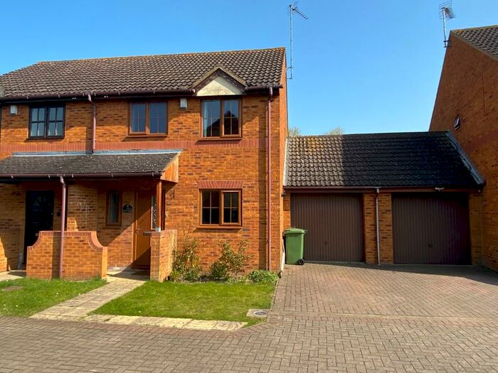 3 Bedroom Semi-Detached House To Rent In Lodge Close, NN7