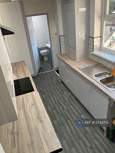 3 Bedroom Terraced House To Rent In Hemmons Road, Manchester, M12