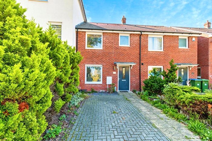 3 Bedroom Terraced House For Sale In Wilroy Gardens, Southampton, Hampshire, SO16