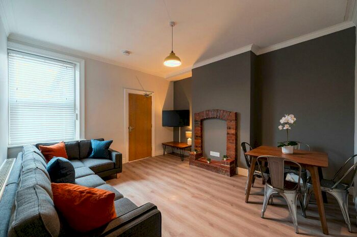 6 Bedroom Terraced House To Rent In Forsyth Road, Newcastle, NE2