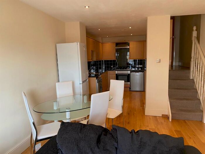 1 Bedroom Flat To Rent In Princes Road, Liverpool, L8