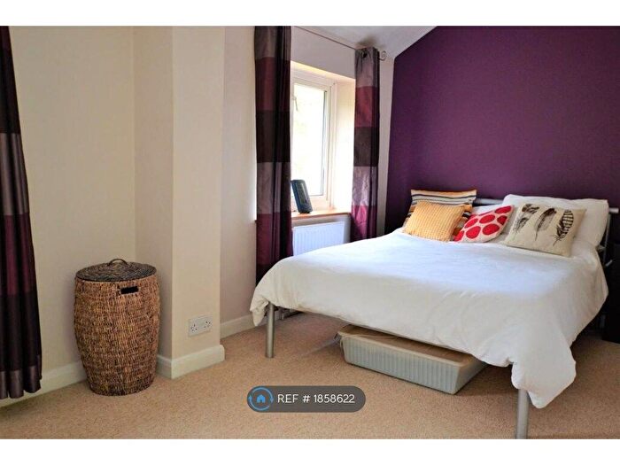 4 Bedroom Semi-detached House To Rent In Colesbourne Road, Cheltenham, GL51