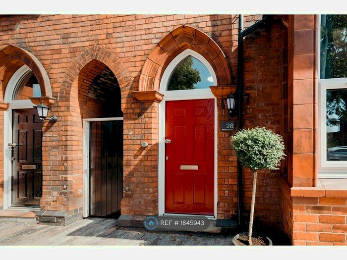 Studio To Rent In Victoria Road, Tamworth, B79