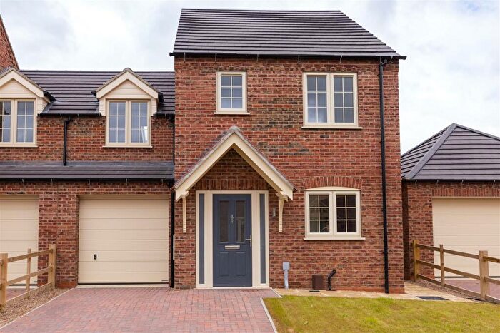 3 Bedroom Semi-Detached House For Sale In Caenby Road, Glentham, Market Rasen, LN8